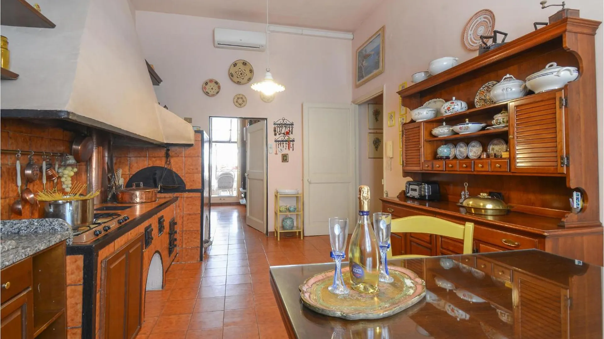 3 Bedroom Cozy Apartment In Genova Sestri Ponente 0*, Genoa Italy