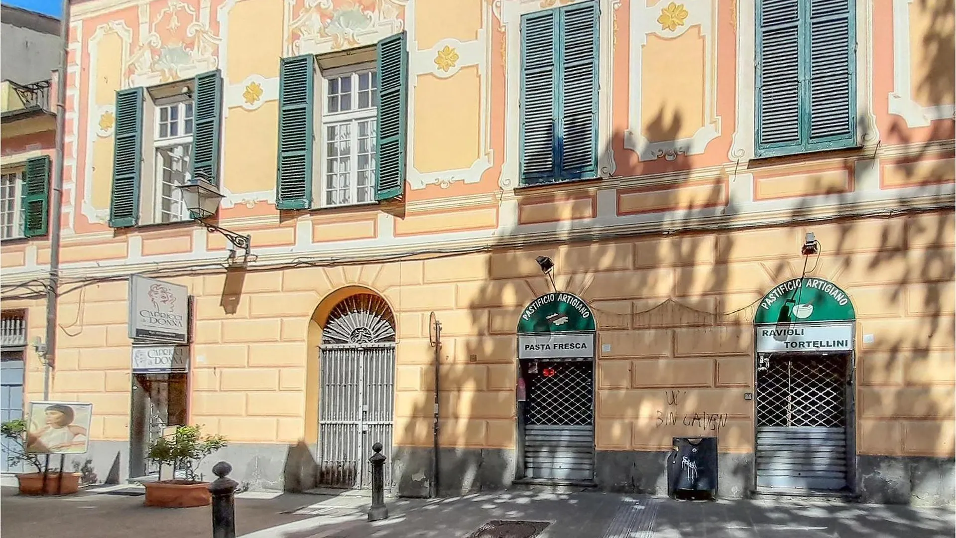 3 Bedroom Cozy Apartment In Genova Sestri Ponente Italy