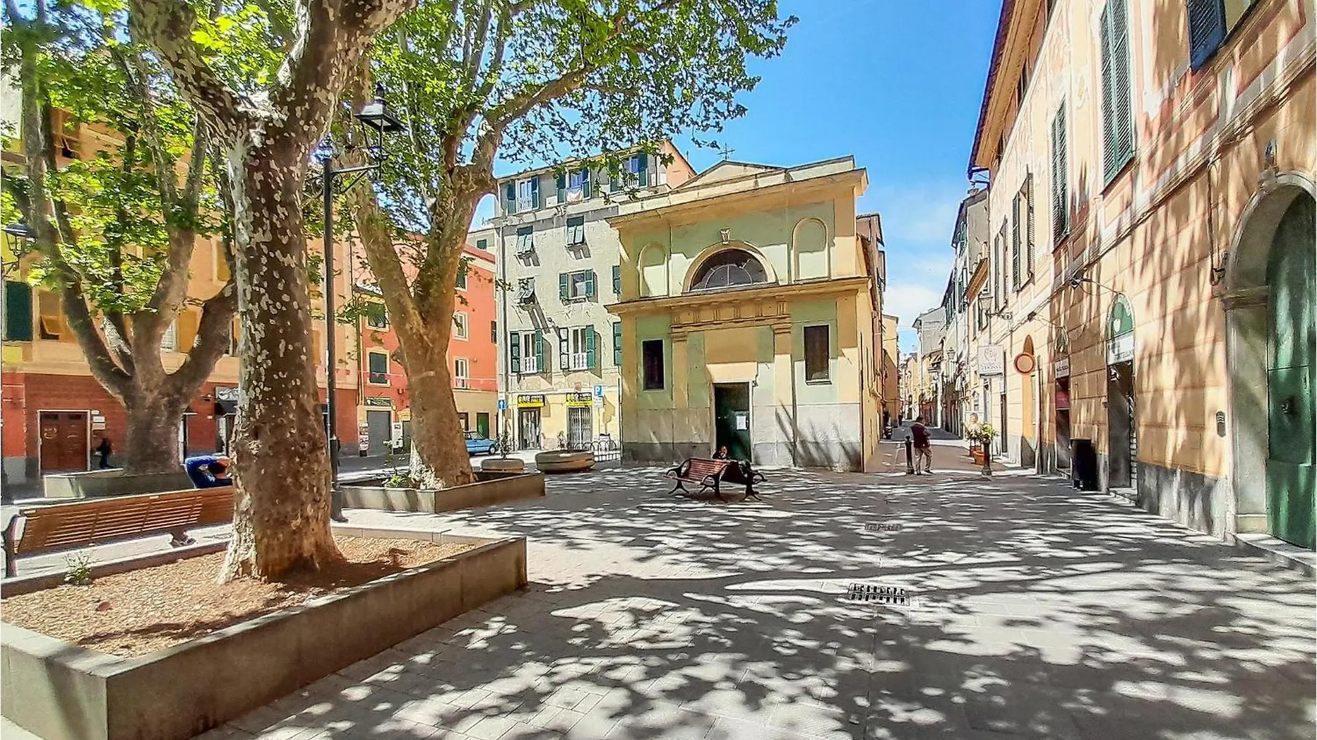 3 Bedroom Cozy Apartment In Genova Sestri Ponente